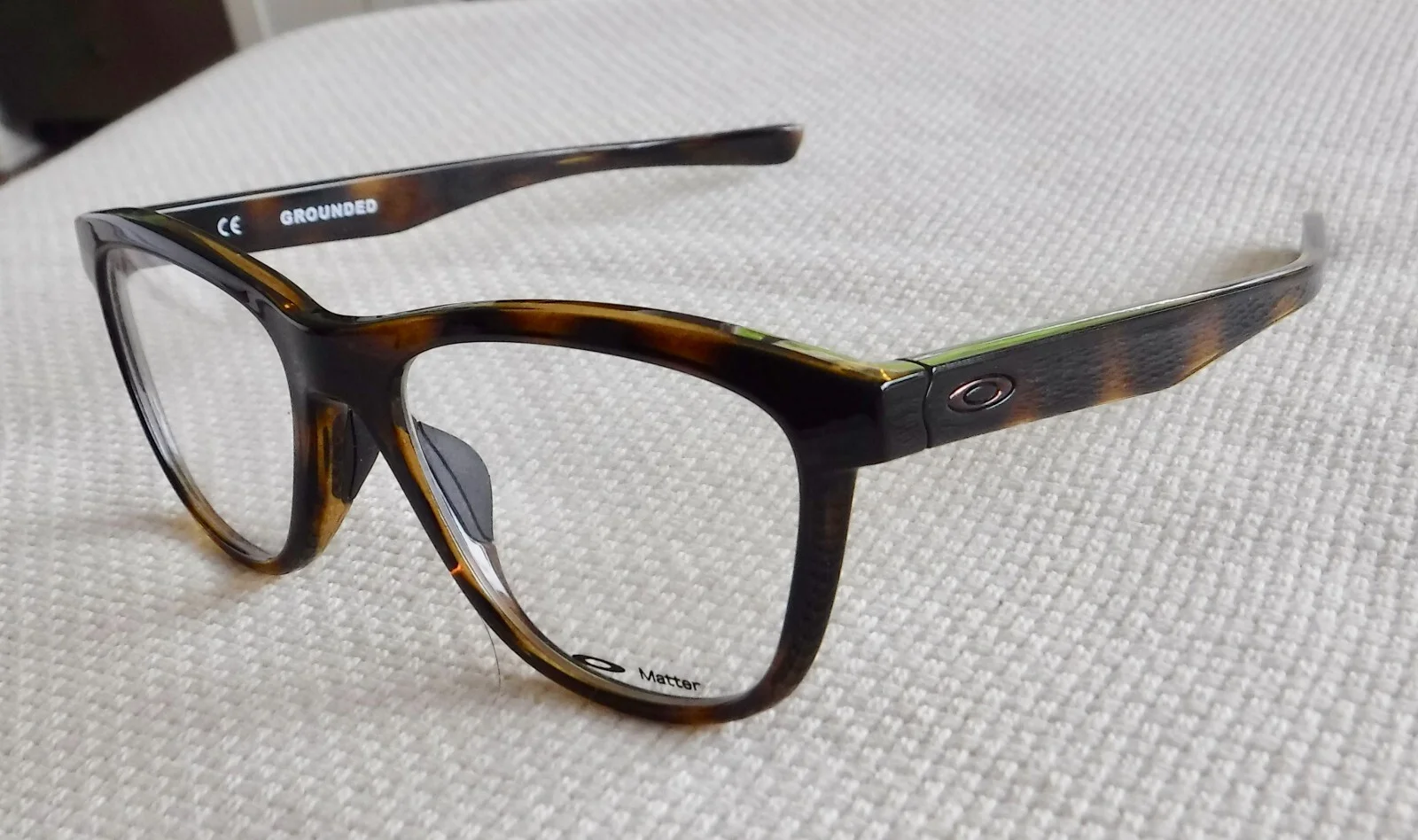 *Oakley Grounded Eyeglasses Tortoise Frames with Clear Lens OX 8070-0253 / 53-17 2